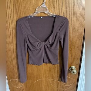 Cropped twisted mauve long sleeve